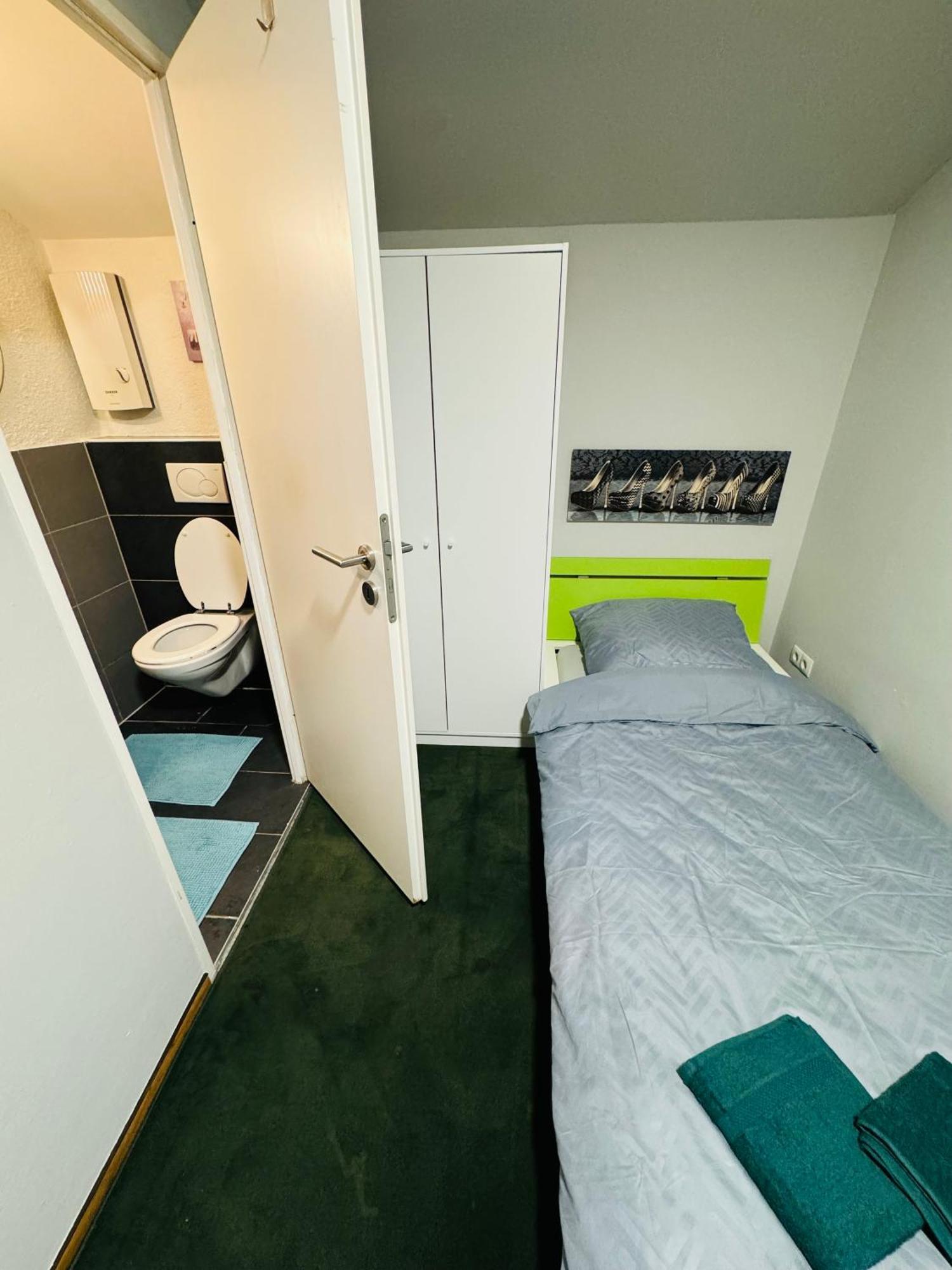 Kompakte & Guenstige Einzimmerwohnung Koblenz (Rhineland-Palatinate)